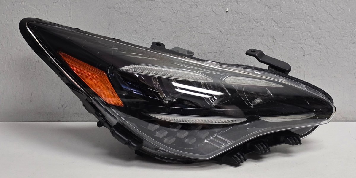 OEM Right LED Headlight 92102-J5520 — 2020–23 Stinger